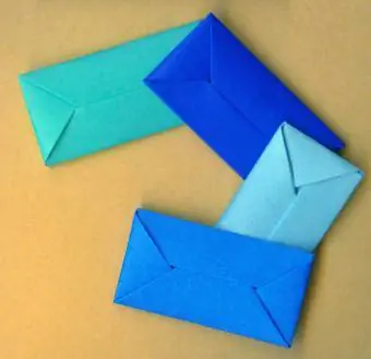 Modre kuverte