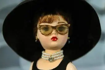 Madame Alexander Doll Aamiainen Tiffanysissa