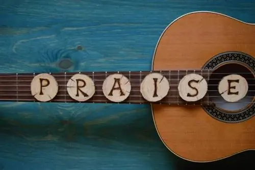 Pronalaženje besplatnih akorda i stihova za Gospel gitaru