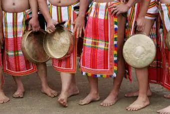 Филиппиний ардын бүжгийн түүх