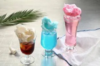 Cocktail con zucchero filato