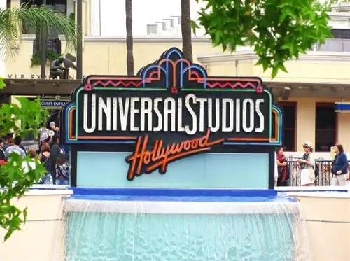 Besøker Universal Studios i Hollywood