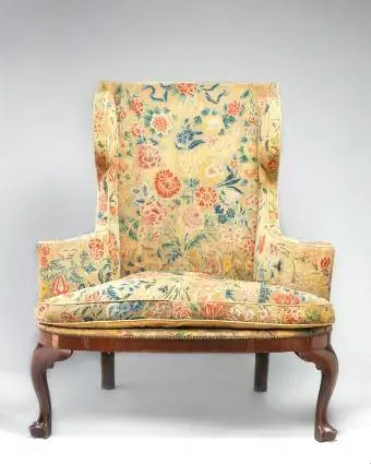 Wing chair