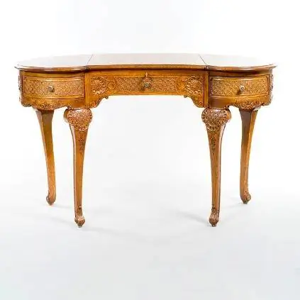 Antik Clawfoot asztalok