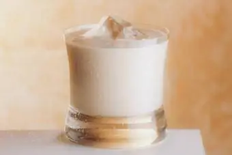 Cocktail rusesc alb