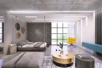 Interior modern apartament studio la mansardă