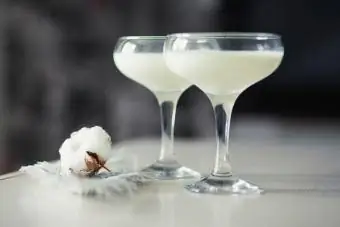 Baileys White Chocolate Martini