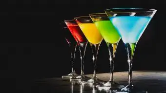 Jolly Rancher martini adalah berasaskan gula-gula klasik.