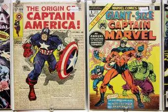 Komik antik Marvel terlihat dijual di St. Mark's Comics 31 Agustus 2009 di New York City