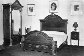 Vintage wiktoriańska sypialnia