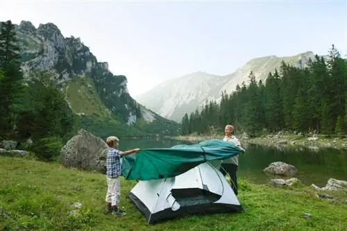 Com muntar una tenda de campanya: conceptes bàsics (a més de consells útils)