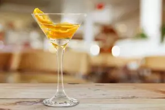 Mango vodka Martini