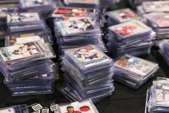 Sprejem v hokejski hram slavnih 2022 – razstava športnih kartic