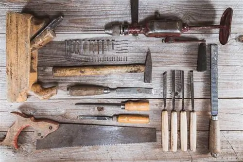 Guida per collezionisti agli strumenti antichi per la lavorazione del legno