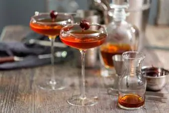 Rökt Manhattan cocktails