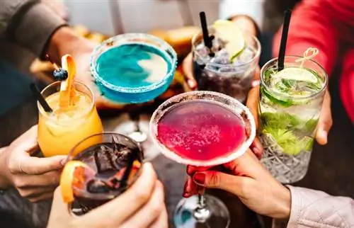 23 karipskih recepata za piće koji će vas odvesti na ostrva