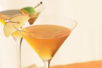 Karamelli Elmalı Martini