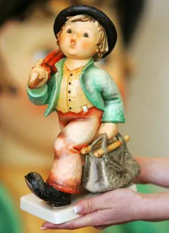 Merry Wanderer Hummel figurine