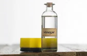 Vinegar On Rooj