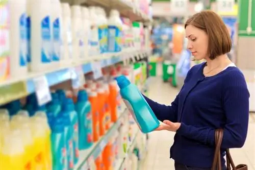 Penyelidikan Detergen Dobi: Pandangan Lebih Dekat Apa yang Mendapatkan Pakaian Bersih