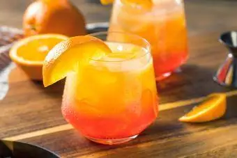 Maagdelijke Tequila Sunrise Mocktail