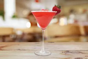 Chokoleti Iliyohifadhiwa Iliyofunikwa Strawberry Daiquiri