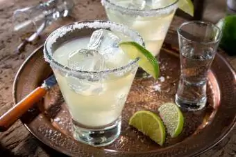 Tequila dan Margarita Jeruk Nipis