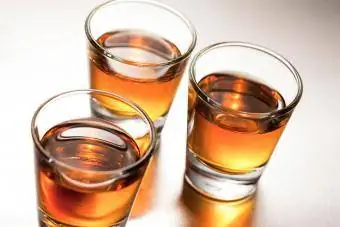 Tre shots fin whisky