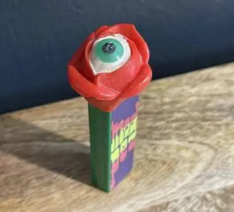 מתקן ממתקים בציר 1960 Pez Psychedelic Eyeball