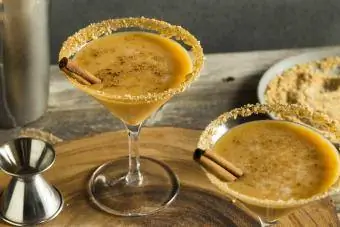 Pumpkin ncuav qab zib Martini