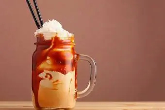 Boozy Karamel Apple Shake