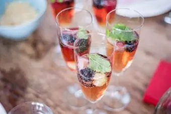 blackberry fizz prosecco