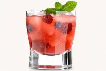 cóctel sin alcohol de puré de frutas
