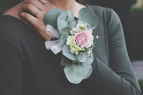 8 bedste blomster til smukke gallakorsager & Boutonnieres