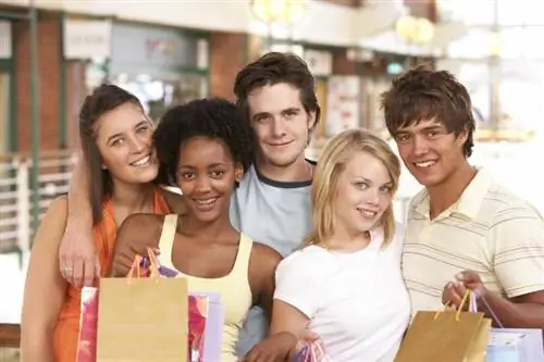 Lojas populares de roupas para adolescentes para qualquer orçamento
