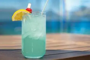 Blå bris cocktail