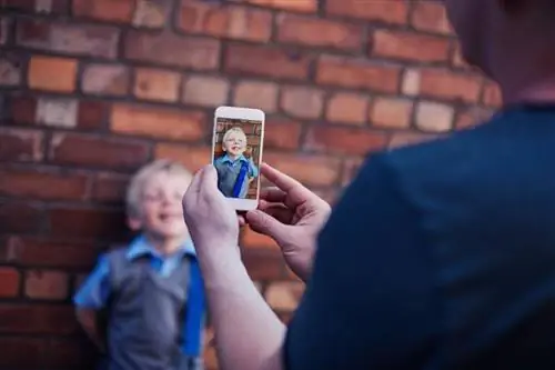 19 roztomilých & Nápady na vtipné obrázky pre prvý deň školy pre všetky vekové kategórie