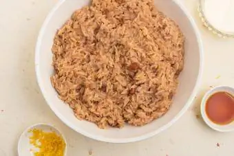 Miska karamelizovaného ryžového pudingu
