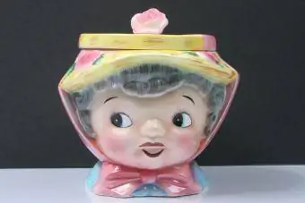 Vintage cookie jar