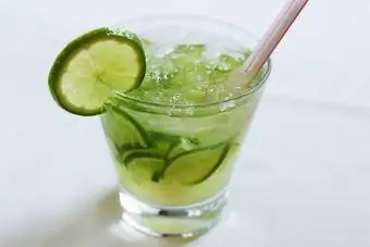 Saurer Apfel-Tequila-Cocktail