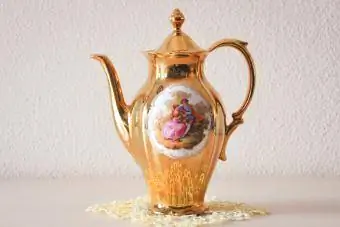 antigong collectible italian teapot