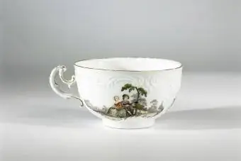Antikvarinis Meiseno arbatos puodelis