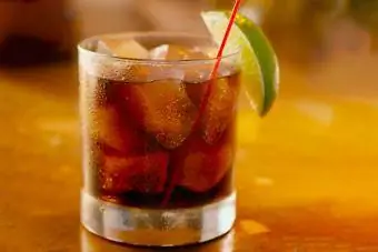 cocktail cuba libre