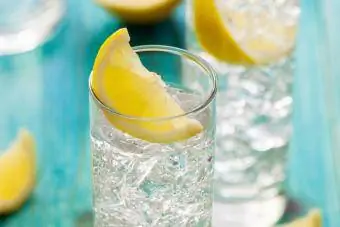 Gin và Tonic với Yuzu