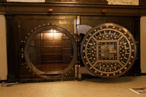 Antique Bank Safe: Inihayag ang Kasaysayan at Iba't Ibang Estilo