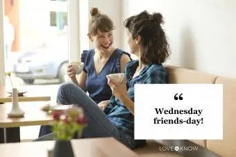 Kolmapäev tsiteerib sõpru kohvitamas ja vestlemas