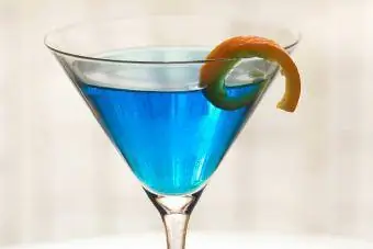 cocktail ya bluu ya bonnet