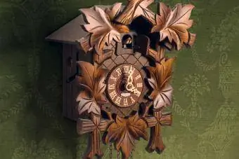 relógio cuco antigo