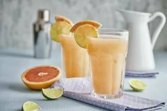 margarita de pomelo