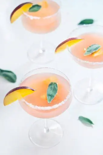 Peach margaritas